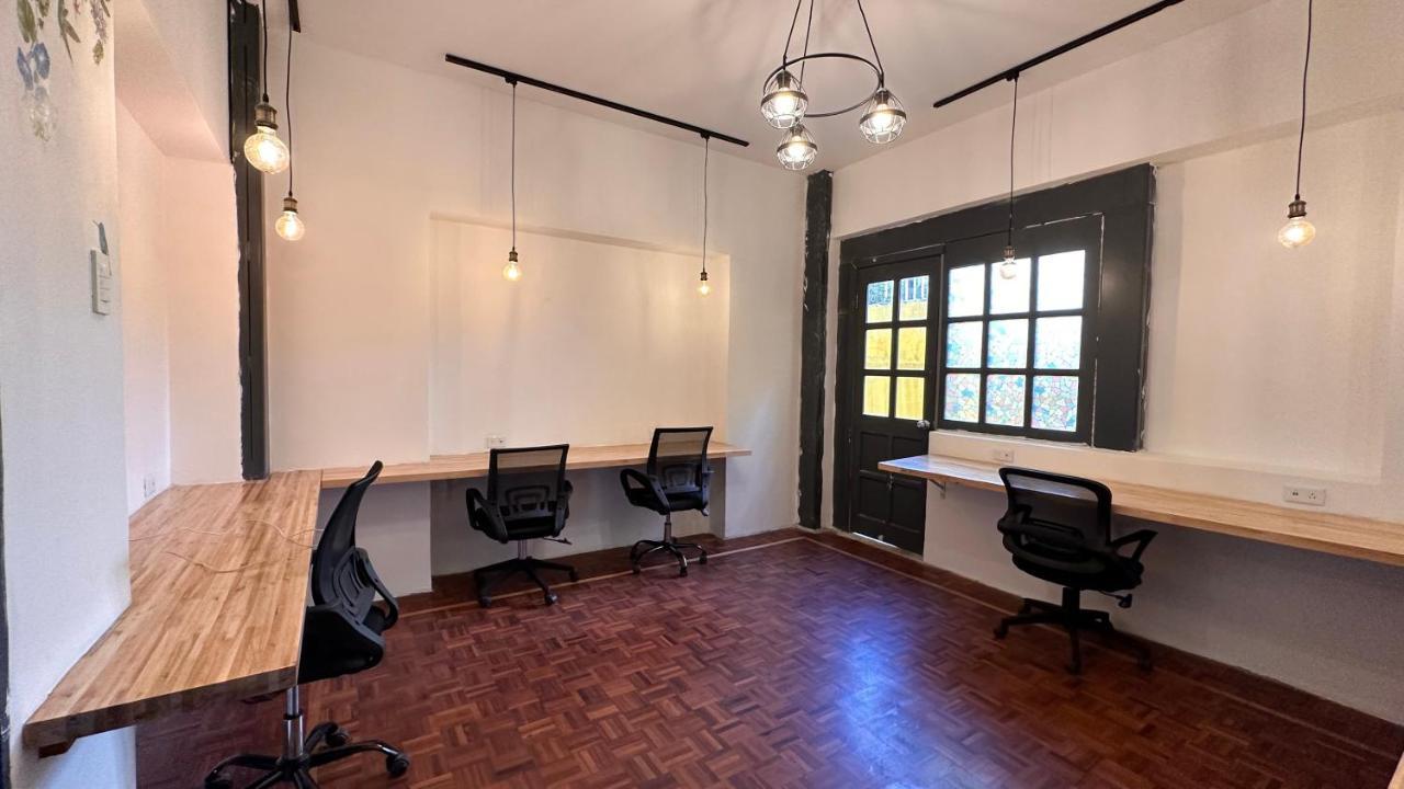 Campus Residencias Bed & Breakfast Кито Екстериор снимка